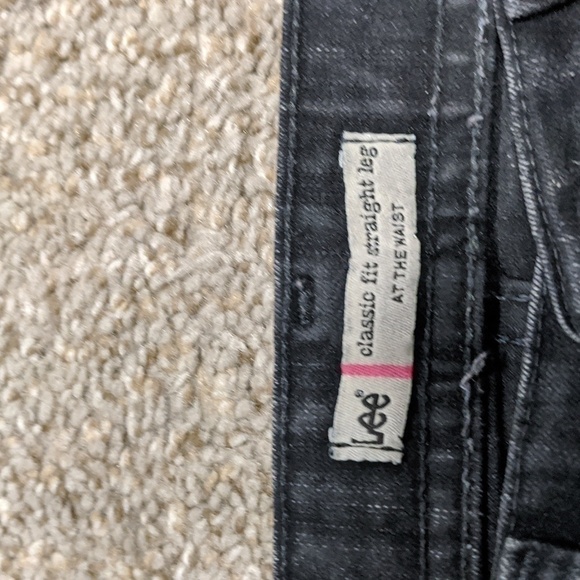 Lee’s Straight Leg Jeans - Picture 3 of 7
